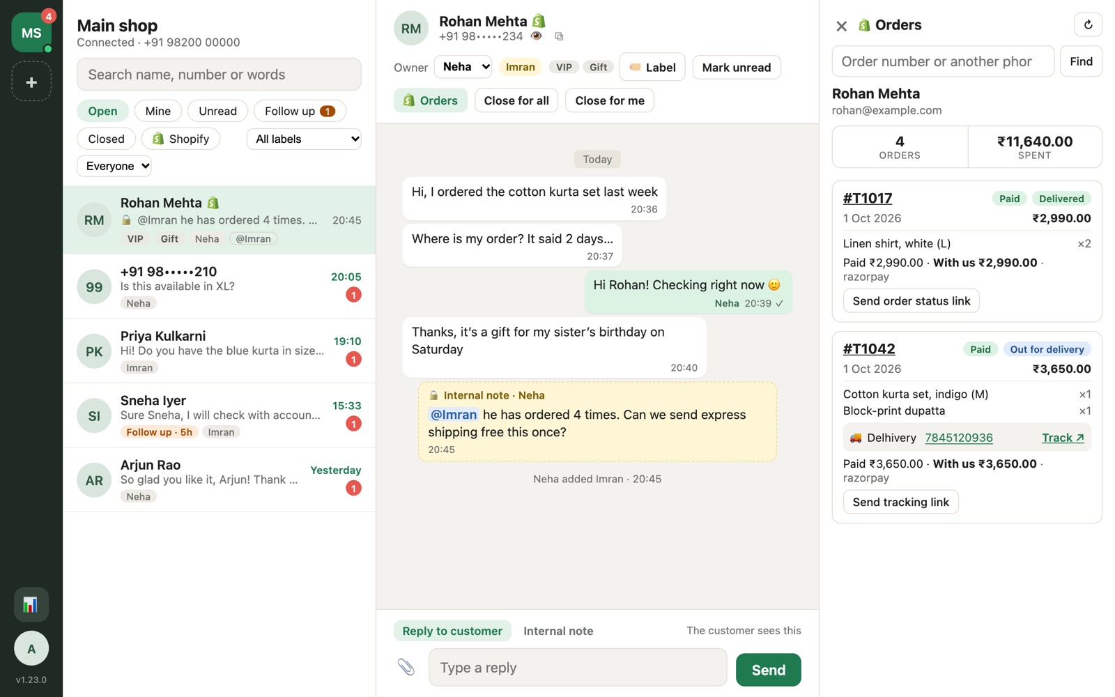 The orders panel beside a chat: two orders, payment, delivery status and Delhivery tracking